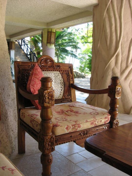 Территория в колониальном стиле Baobab Beach Resort & Spa