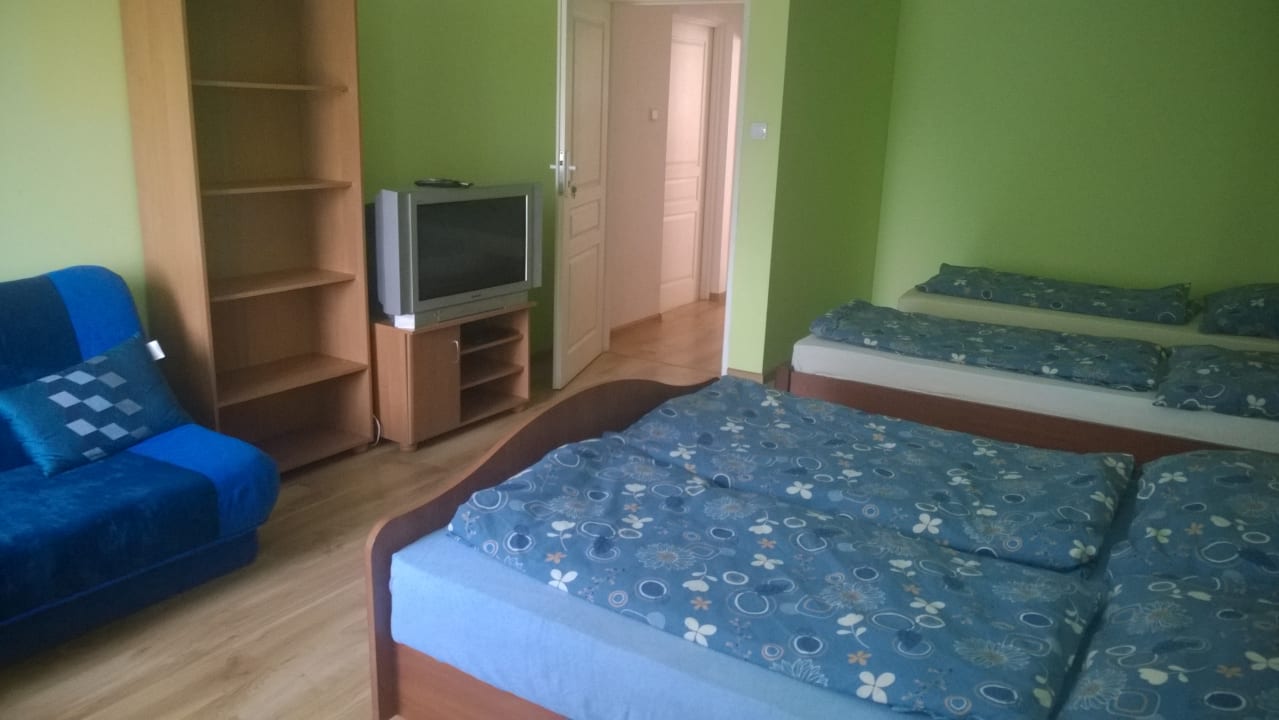 Zimmer Apartament Tola