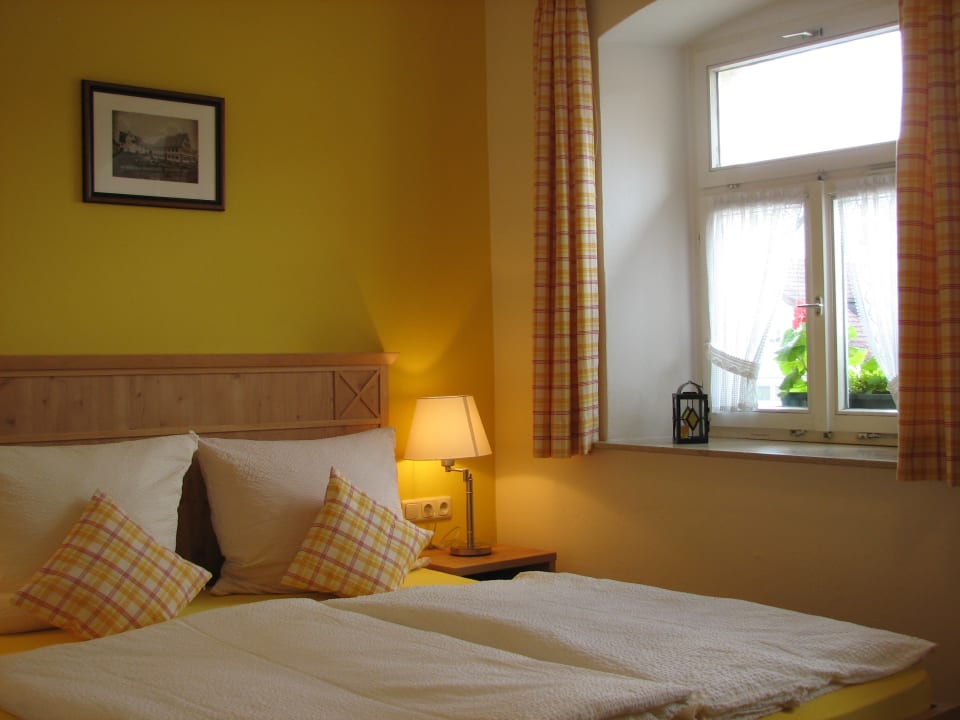 Zimmer Gasthof Goldenes Rössle