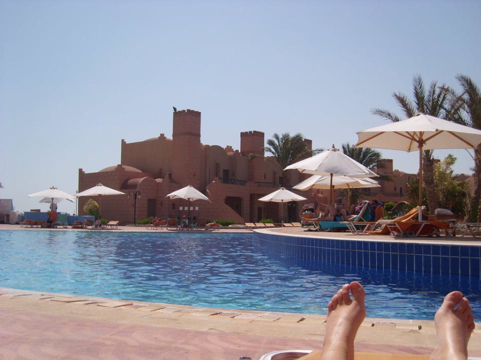 Pool  Akassia Swiss Resort