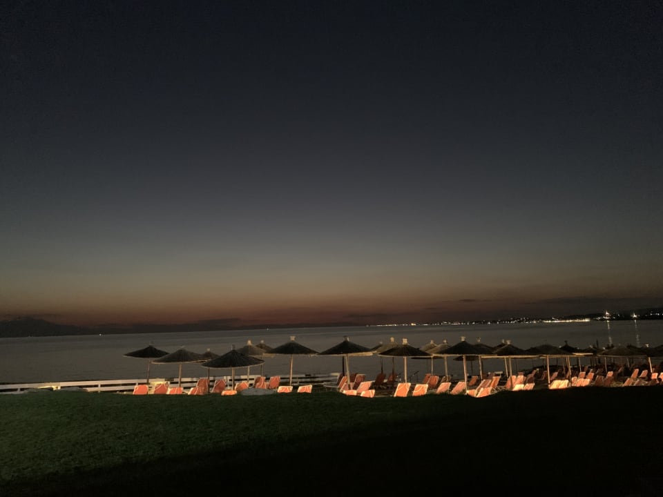 Strand Istion Club & Spa