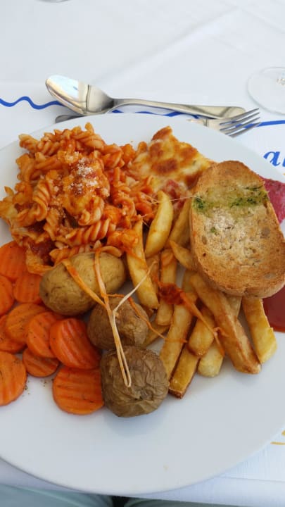 Mittagsessen allsun Hotel Pil-lari Playa