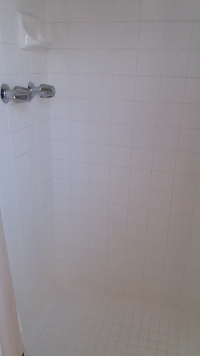 Zimmer / Bad / Dusche Marina Inn Hotel And Suites San Diego