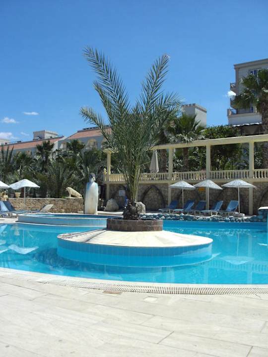 Poolanlage Oscar Resort Hotel