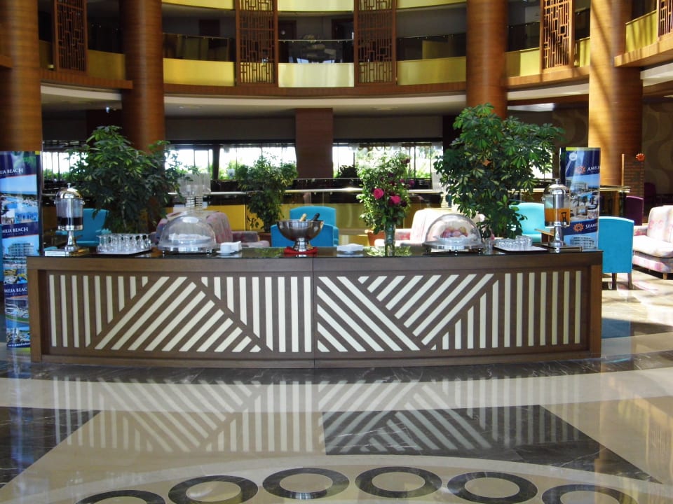 Lobby Sunmelia Beach Resort