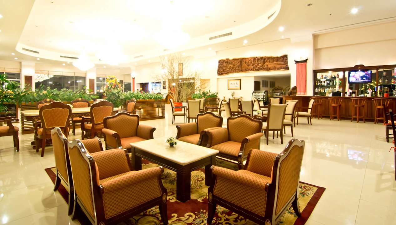 Lobby Champasak Grand Hotel