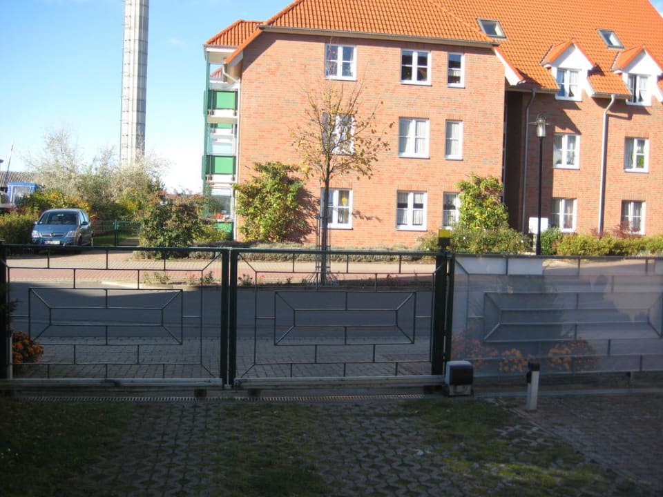 Einfahrt Hotel Haus Kim