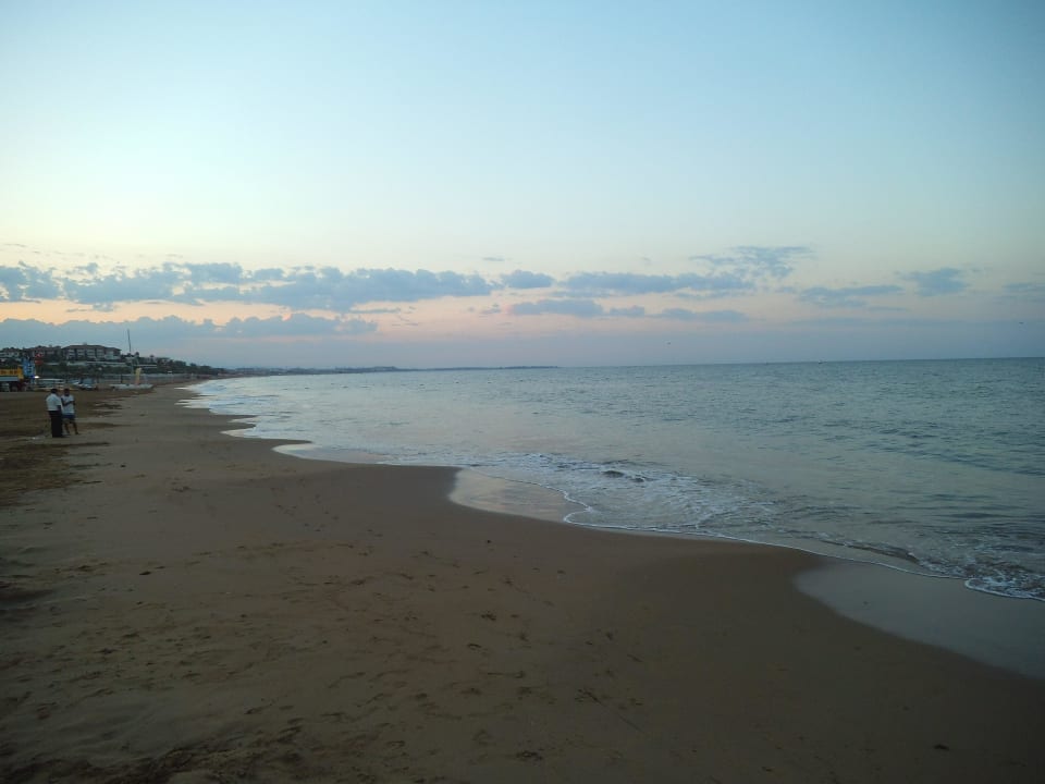 Strand am Morgen Hotel Süral Resort