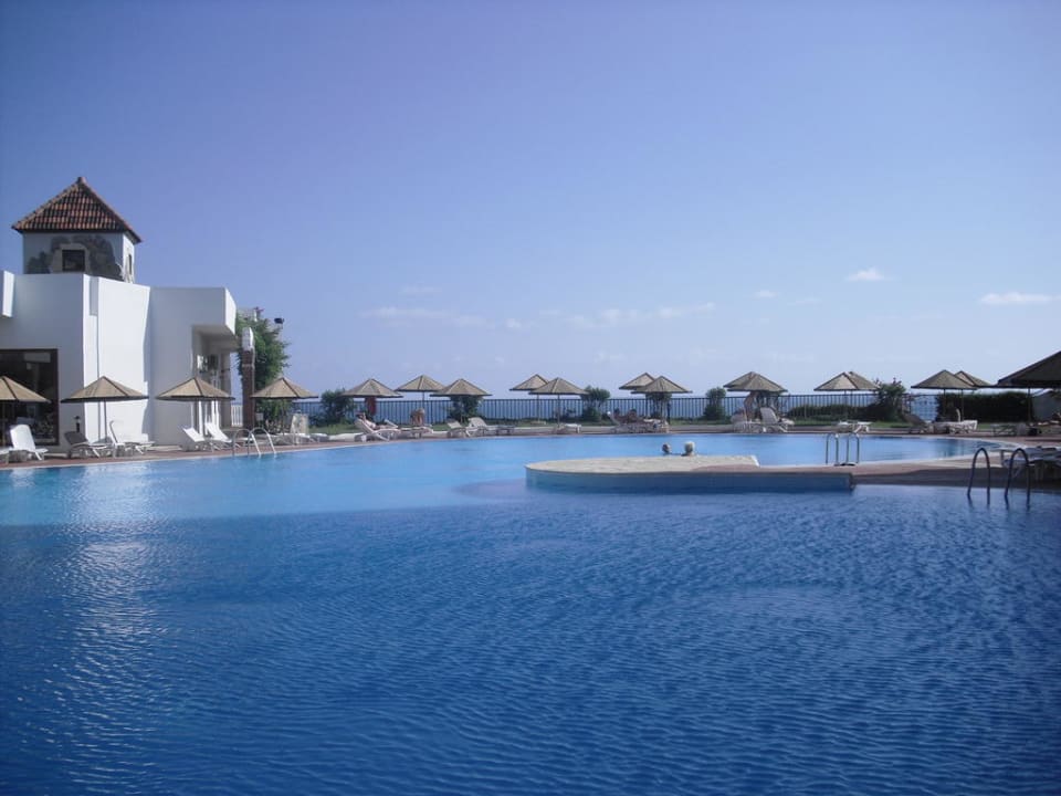 Pool mit Meerblick Hotel Defne Dream