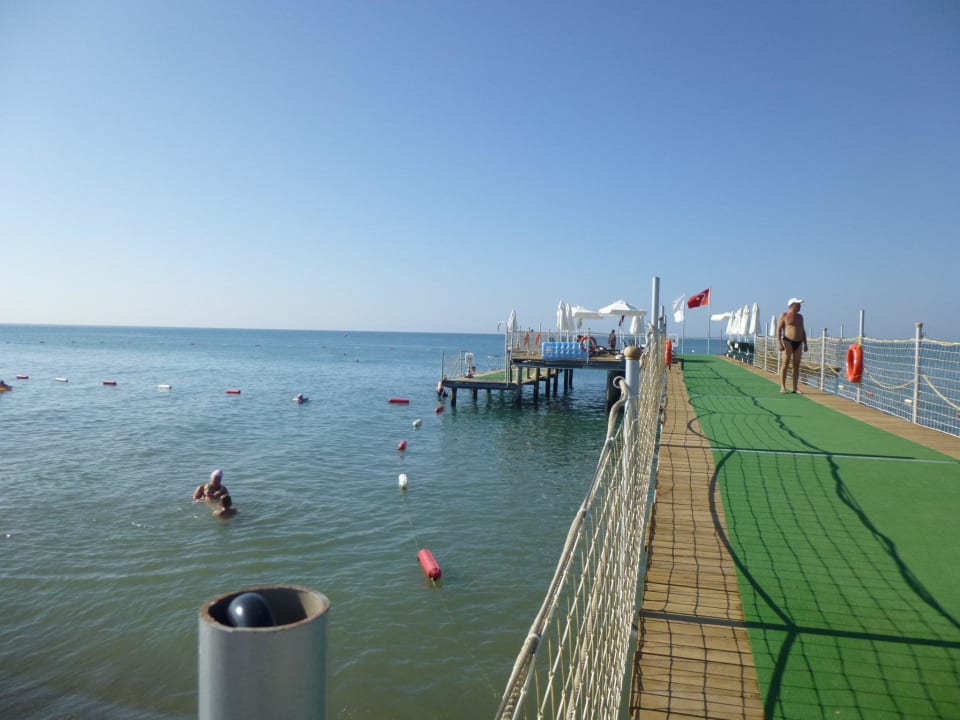 Der neu gebaute Steg am Meer Belek Beach Resort Hotel