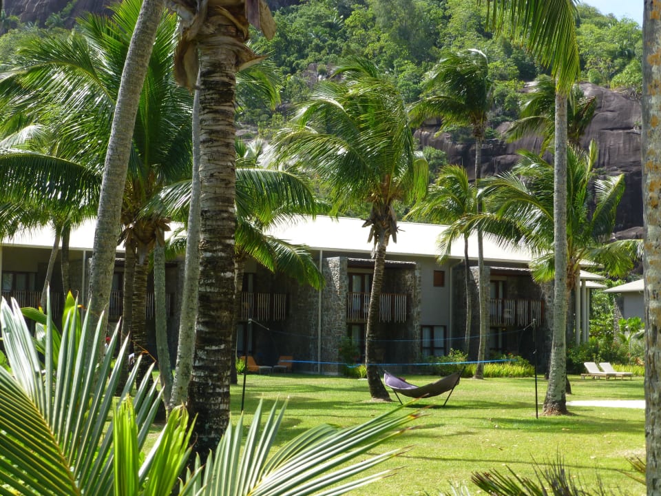 Zimmer in der Anlage Kempinski Seychelles Resort