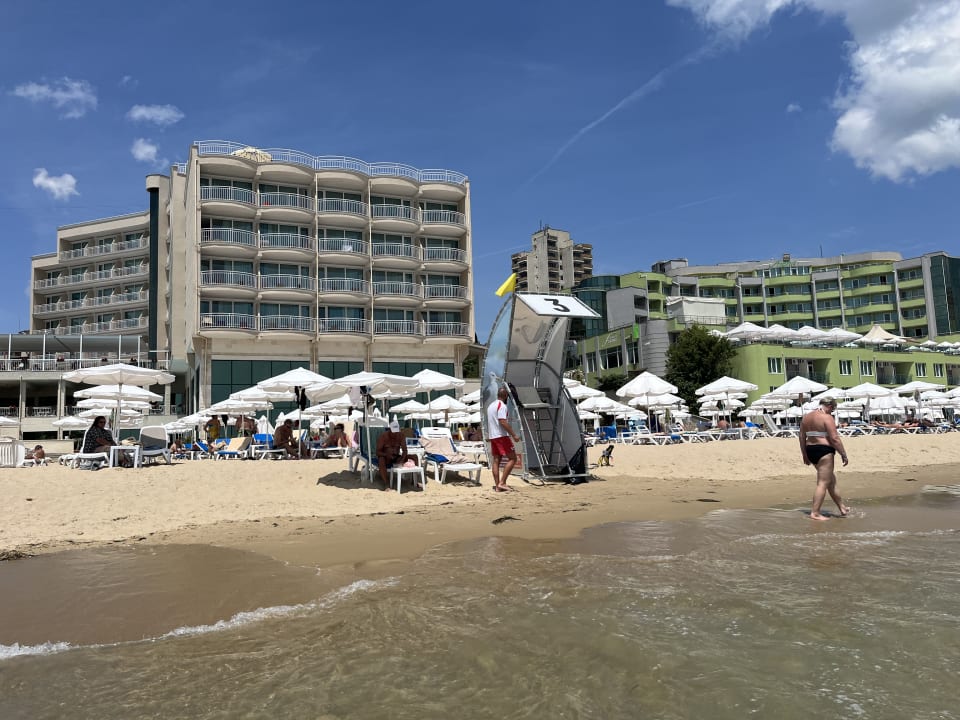 Strand Hotel Bilyana Beach