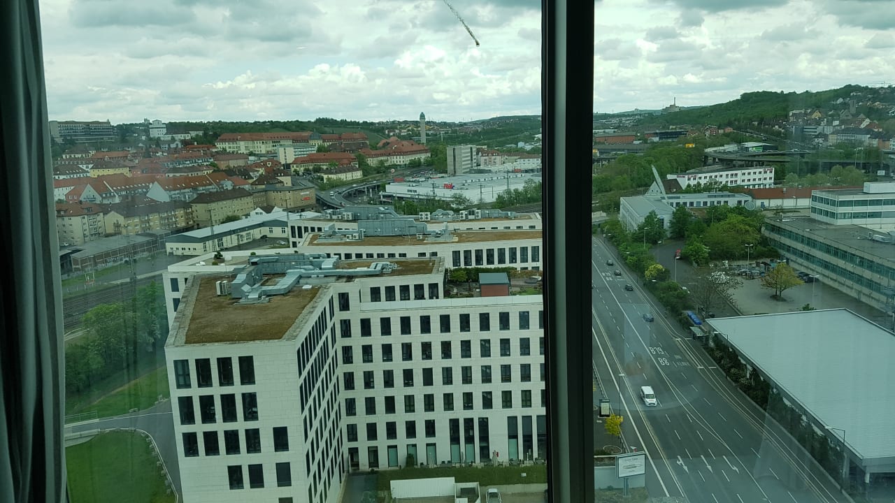 ausblick-ghotel-hotel-living-w-rzburg-w-rzburg-holidaycheck