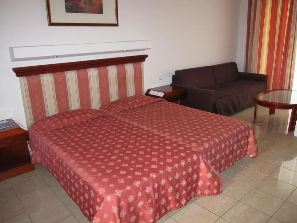 Maisonettzimmer im EG Kipriotis Village Resort
