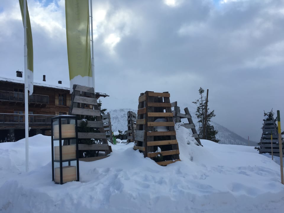 Außenansicht Hotel Mohnenfluh