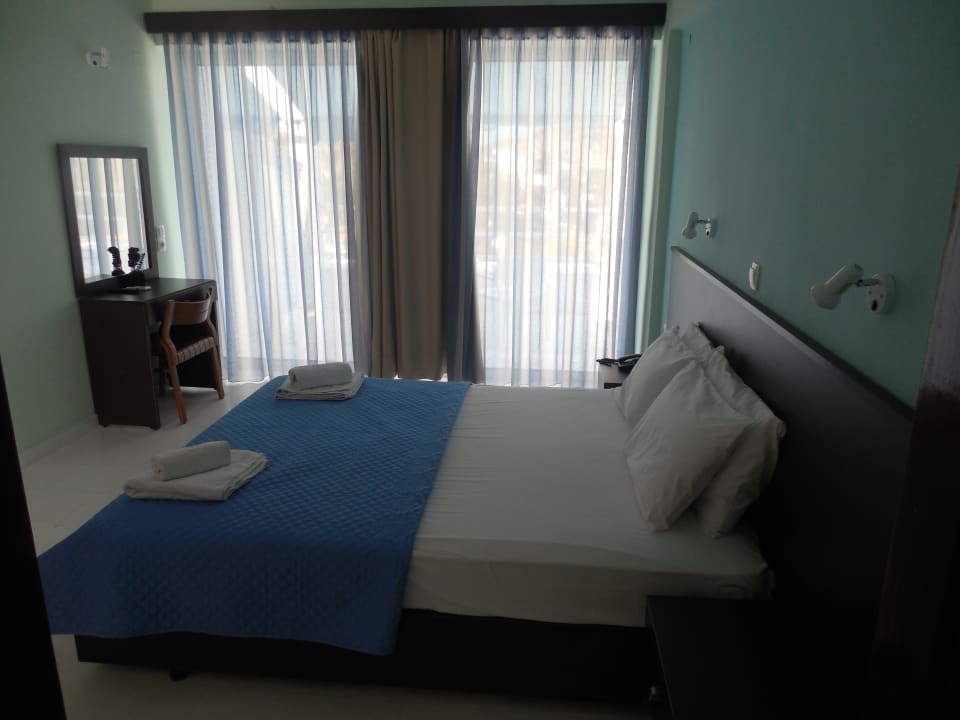 Zimmer Hotel Asteria