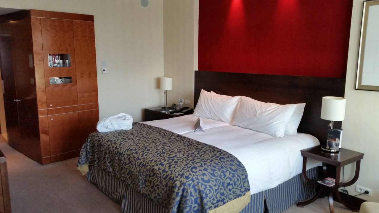 Wygodny pokój InterContinental Warszawa