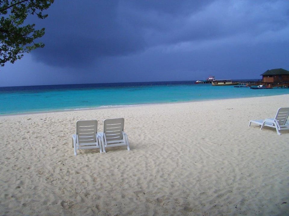 Strand bei Bungi  254 Adaaran Select Meedhupparu Island Resort - Premium All Inclusive