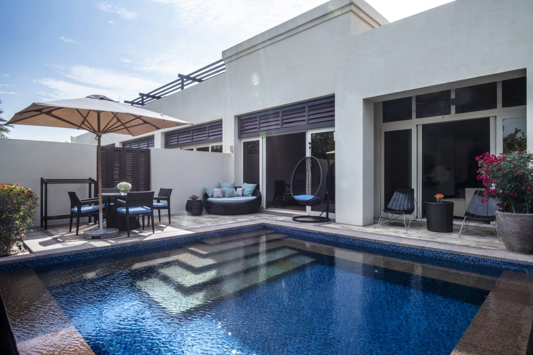 Pool Park Hyatt Abu Dhabi Hotel and Villas