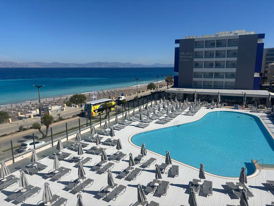 Pool Rhodos Horizon Resort