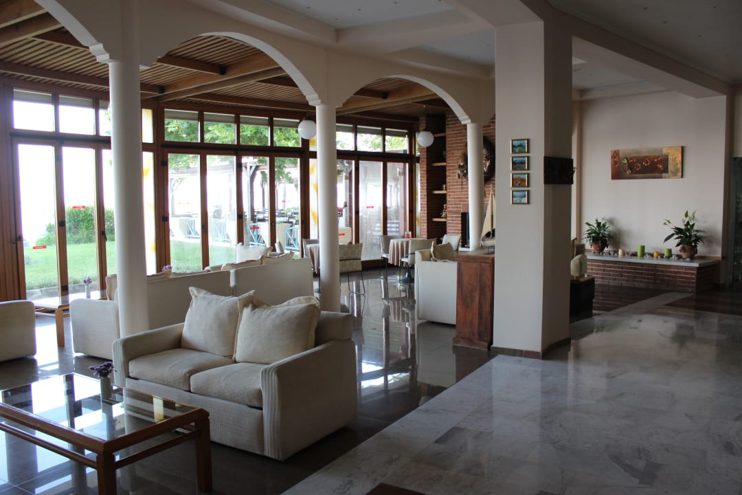 Lobby Possidi Holidays Resort & Suite Hotel