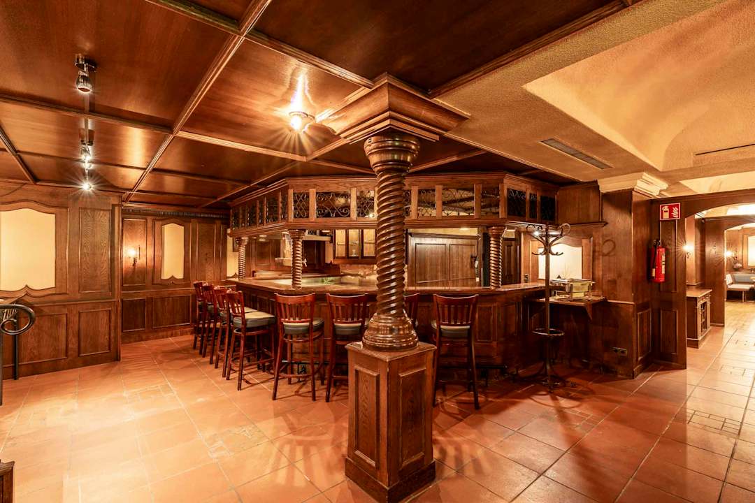 Gastro The Q Quadro City Hotel