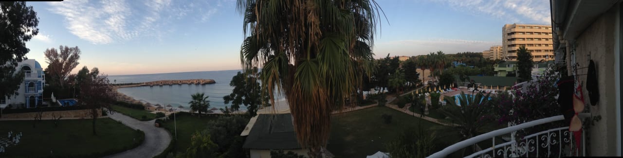 Panoramafoto vom Zimmerbalkon Incekum Su Hotel