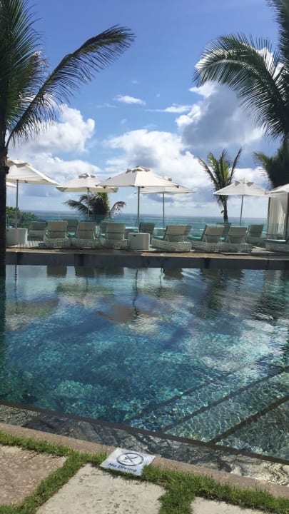 Pool Radisson Blu Poste Lafayette Resort & Spa - Adults only