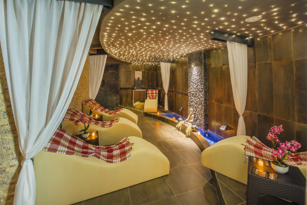 Sport & Freizeit Hawaii Suite Beach Hotel