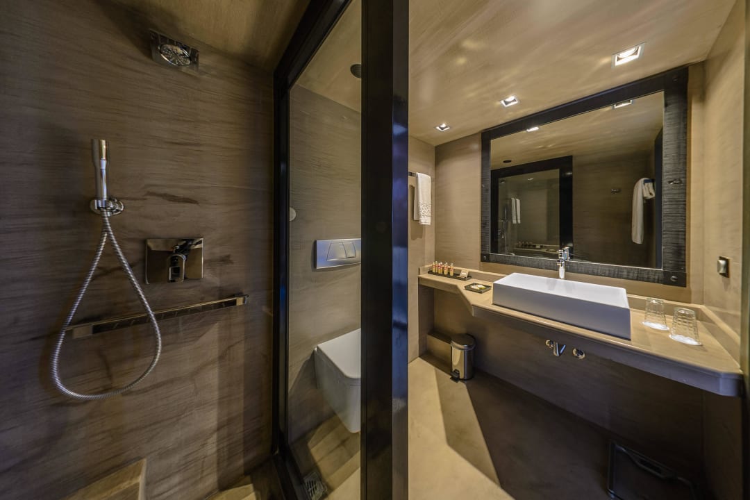 Enjoy your shower Hotel Dion Palace Resort and Spa