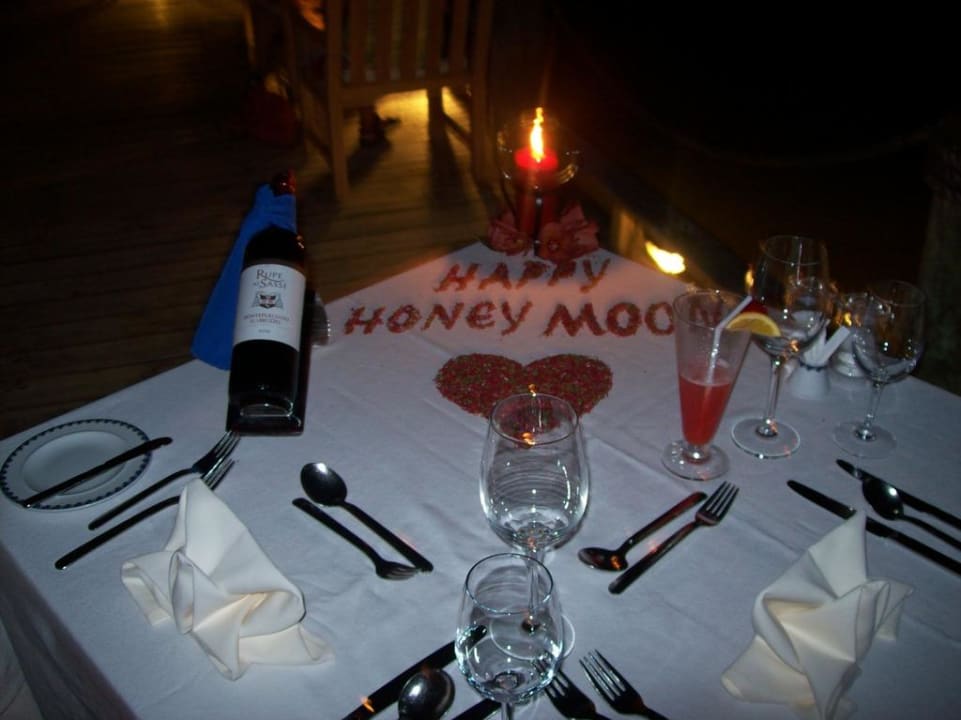 Honeymoon Dinner Kuramathi Maldives