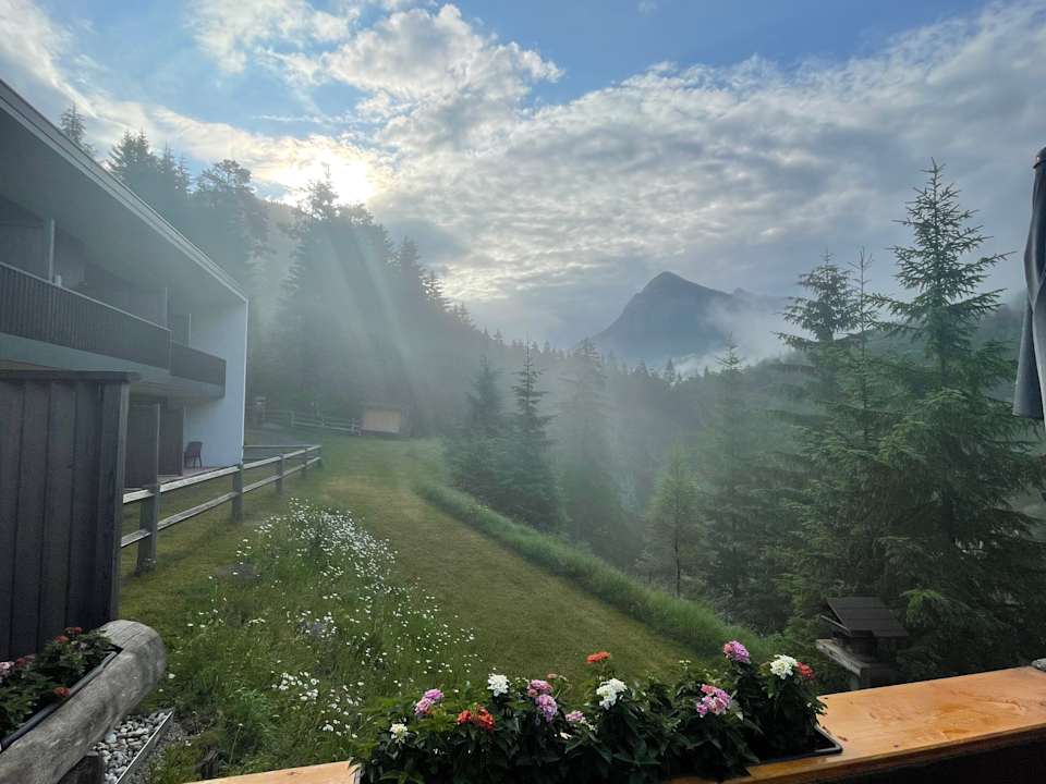 Außenansicht Hotel Garni Isarlodge Wiesenhof