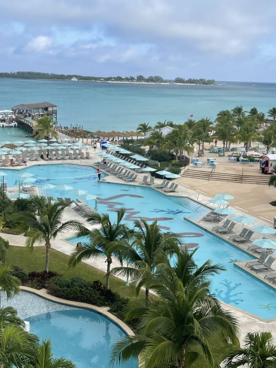 Pool Sandals Royal Bahamian