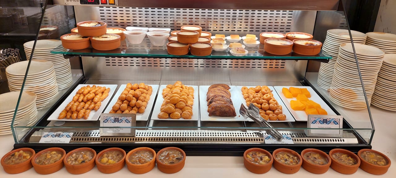 Gastro Jacaranda Luxury Resort