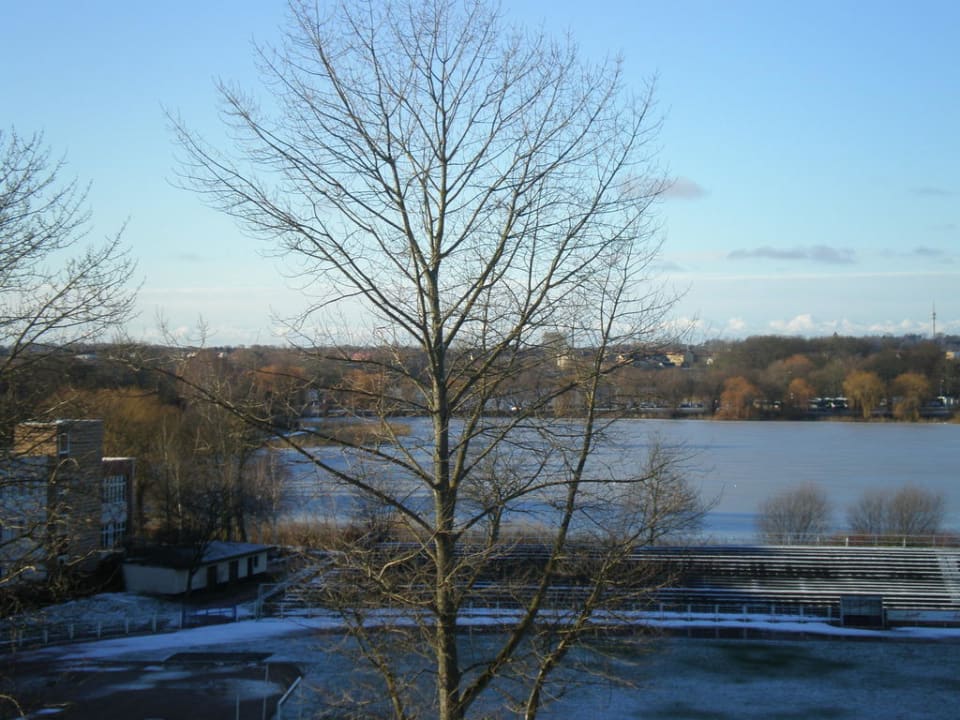 Blick zum Teich Hotel Baltic Stralsund