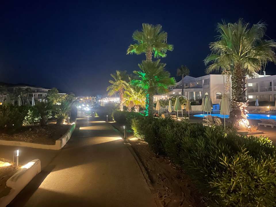 Gartenanlage Sandy Beach Resort