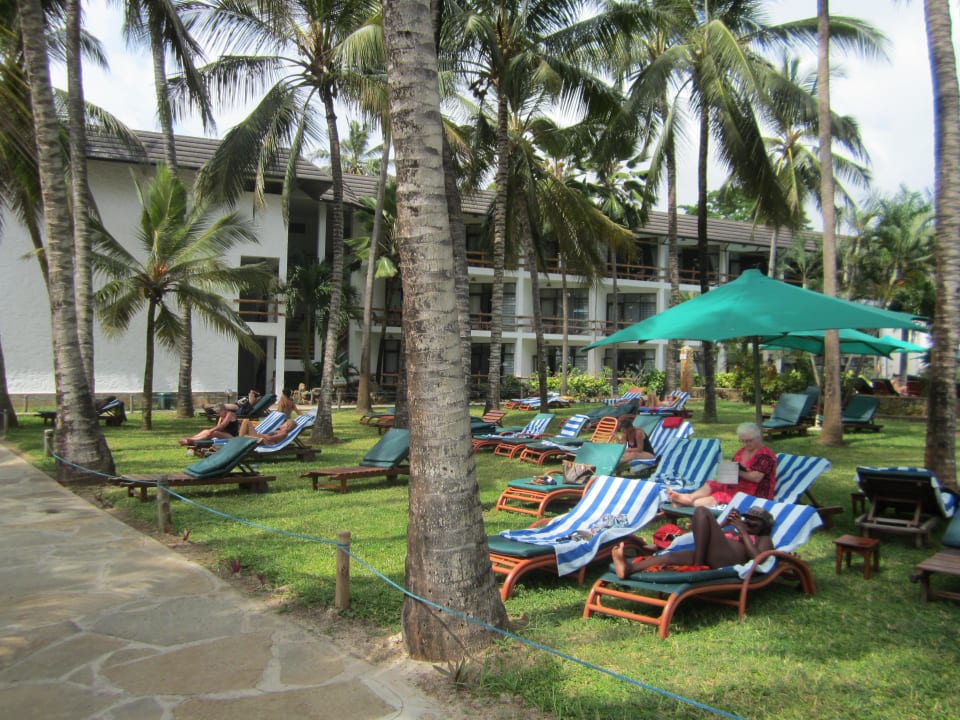 Liegewiese Hotel Traveller's Club