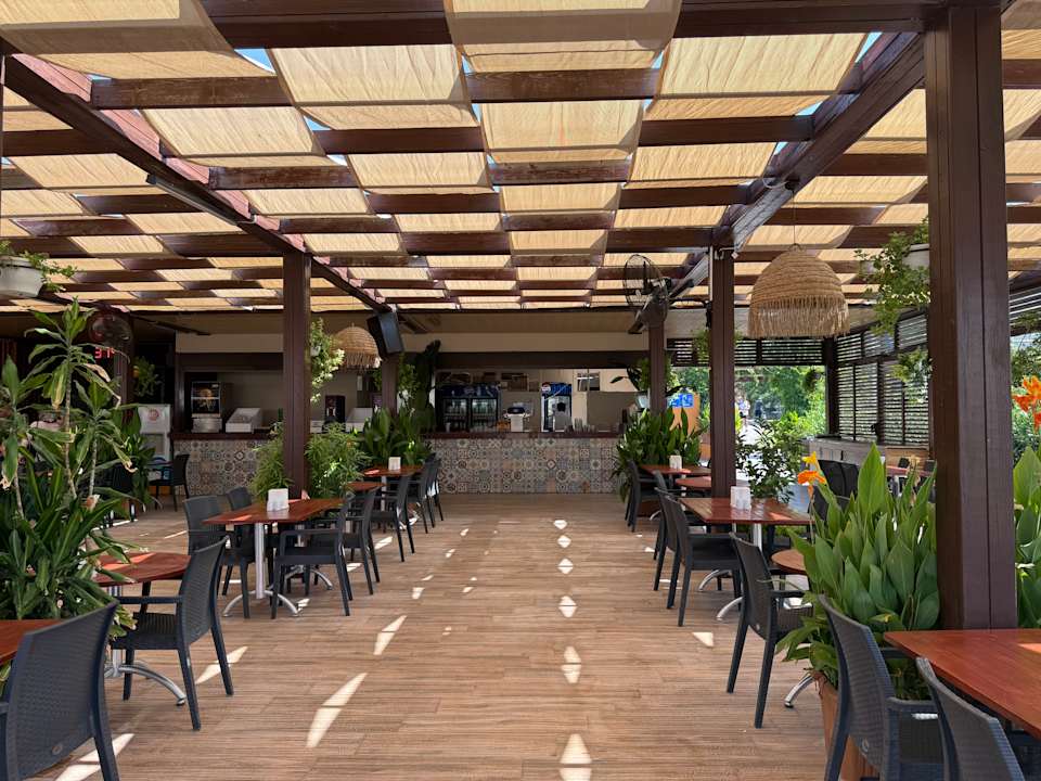 Strand Calimera Hane Garden