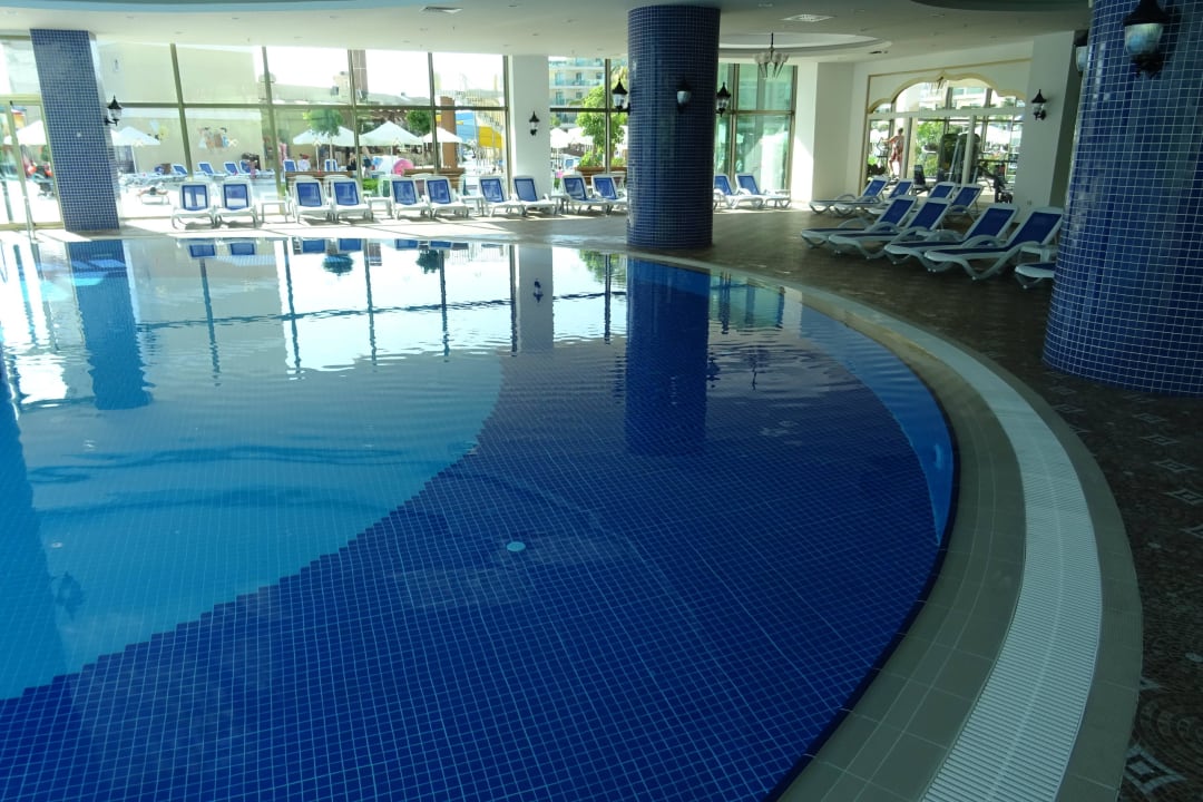 Innenpool Alan Xafira Deluxe Resort & Spa