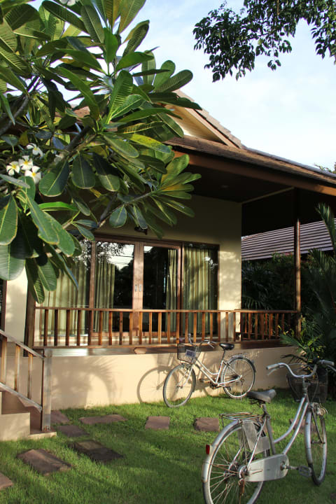 Blick vom Garten Ban Krut B.B. Resort