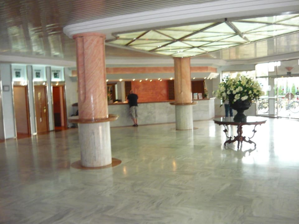 Lobby Hotel Mariant Park