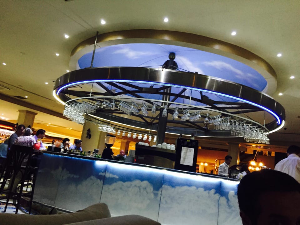 Bar Salamis Bay Conti Resort Hotel & Casino