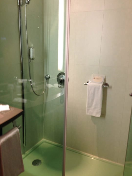 Bad Hotel Oceania Paris Porte de Versailles