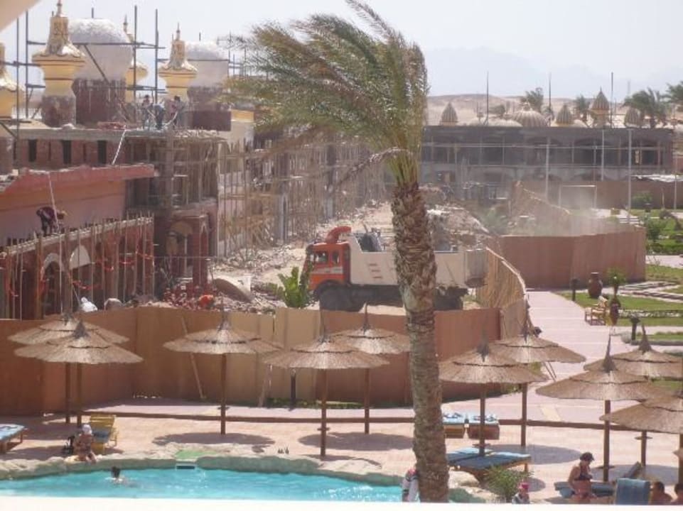 Baustelle am Oasis Pool Pickalbatros Alf Leila Wa Leila Resort - Neverland Hurghada