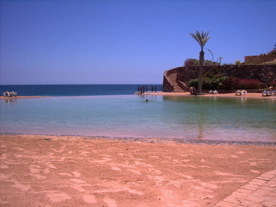 künstliche Lagune mit Sandstrand R2 Rio Calma Hotel & Spa & Conference