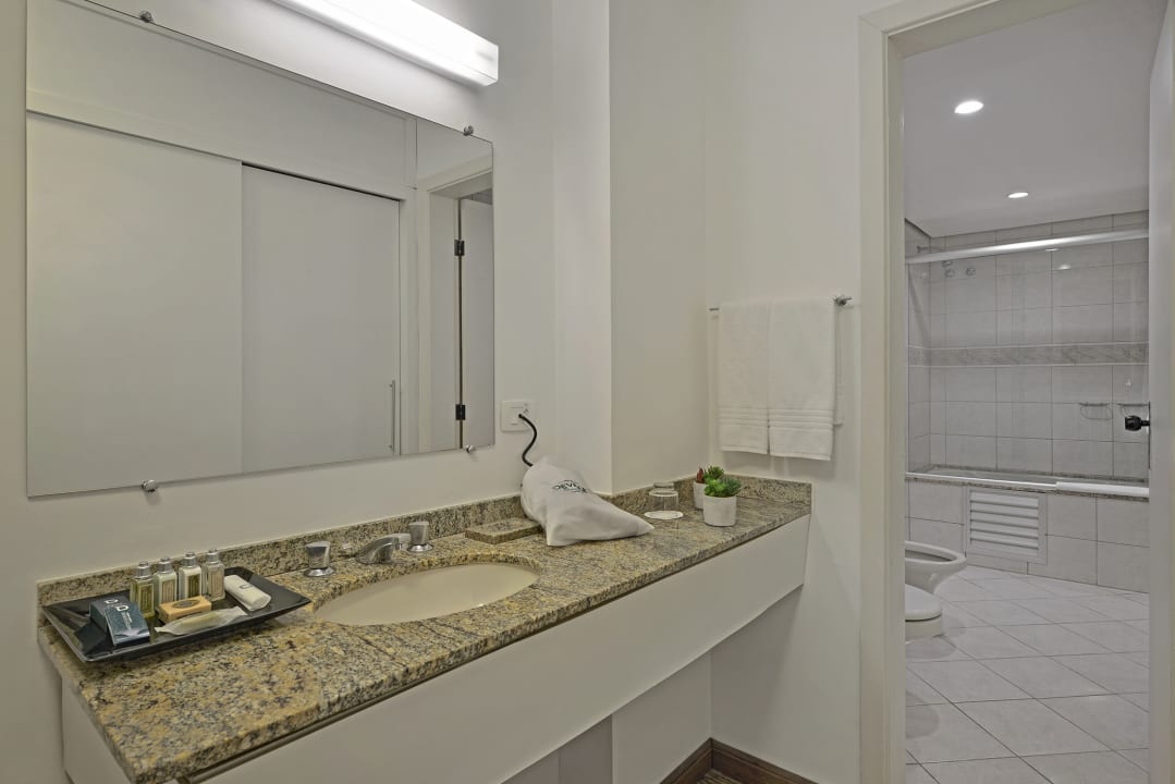 Zimmer Hotel Deville Curitiba Batel