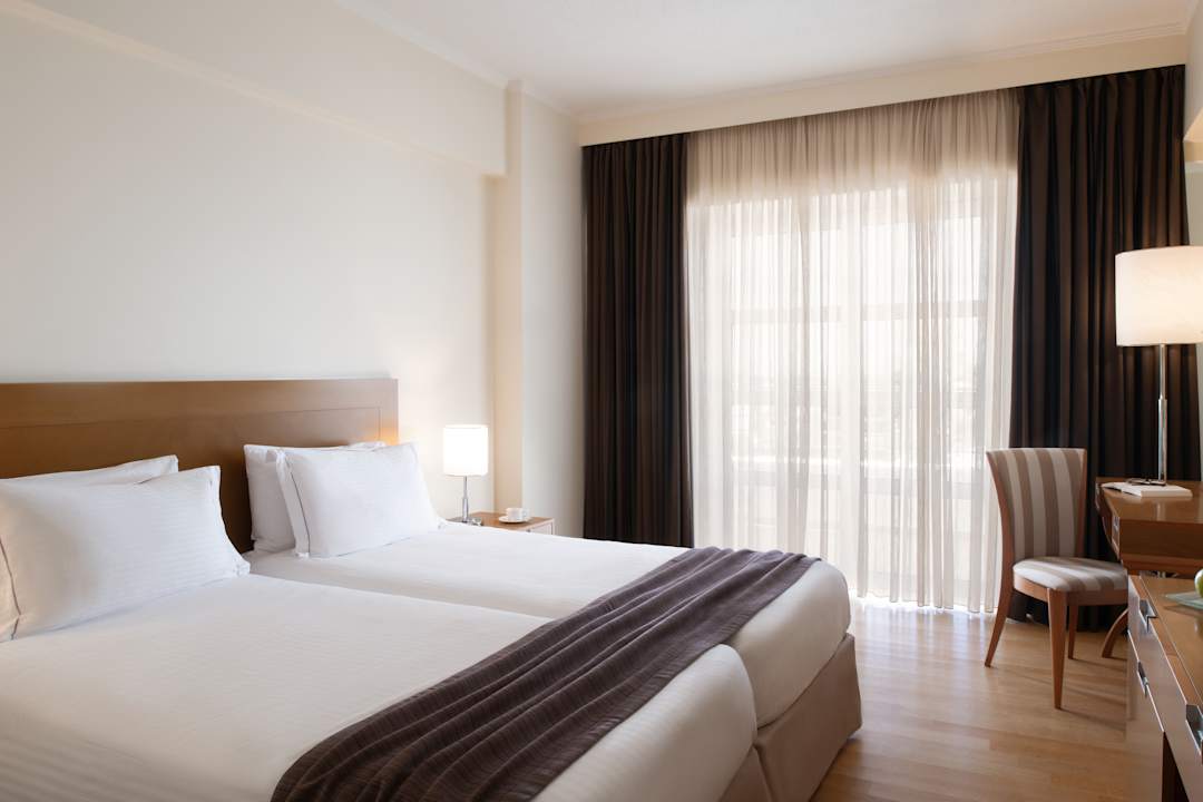 Zimmer Neptune Luxury Resort