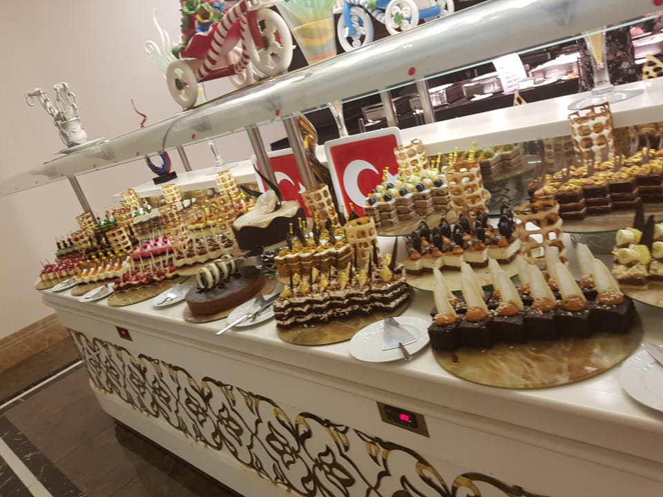 Gastro Side Royal Palace Hotel & Spa