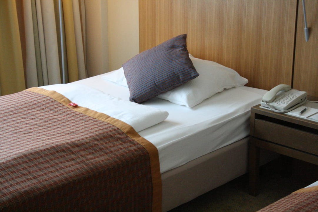 Einzelbett im Doppelzimmer NH Collection Berlin Mitte Friedrichstrasse