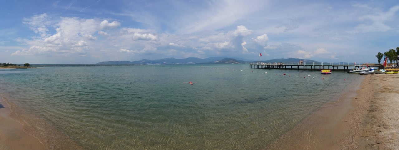 Sehr klares Wasser - Sand mit feinem Kies Venosa Beach Resort & Spa